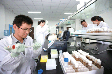青岛海洋实验室与天津大学联手 共建海监设备实验室