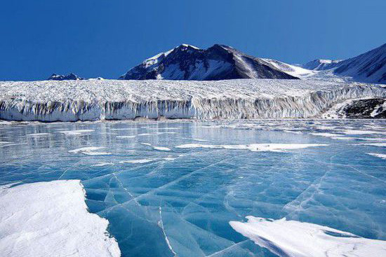 化石燃料无节制开采和使用将导致南极冰盖融化