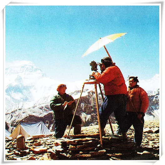 国测一大队1975珠峰测量老队员老党员群体
