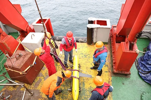 国产水下滑翔机首次应用于北极科考_海洋科考_勘测联合网